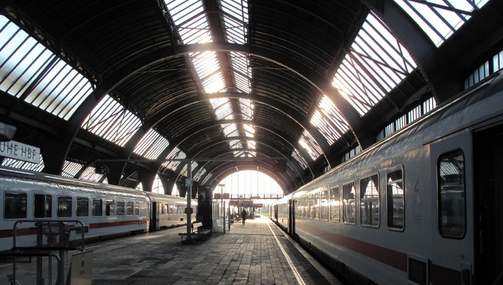 Karlsruhe Bahn Bahnhof
