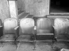 Untertitel für Filme oder Serien bequem aus VLC heraus herunterladen Alte Kinositze