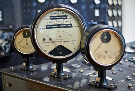 Voltmeter
