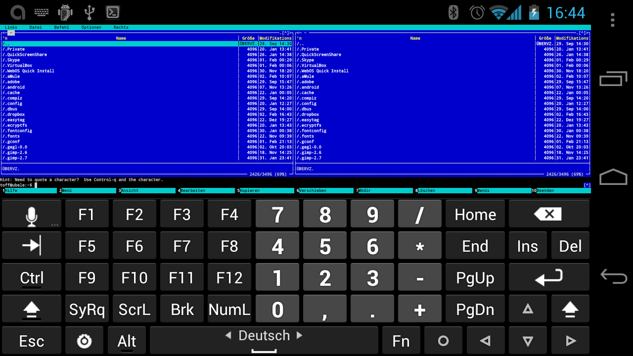 Der Midnight Commander im Terminal, darunter die Fn-Ebene des Hacker's Keyboard mit F1 bis F12, Ziffernblock, Home, End und PgUp