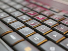 Hacker’s Keyboard, virtuelle Android-Tastatur für Admins und Linuxer Logitech Tastatur Keyboard