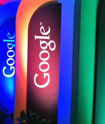 Über Google+ (und Facebook) in WordPress kommentieren Google