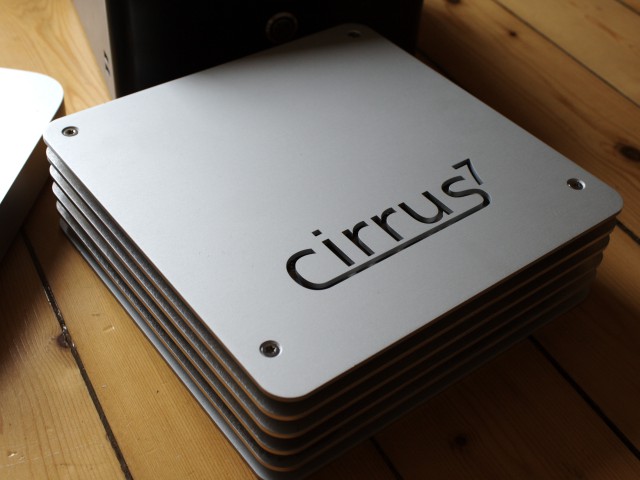 Der Cirrus7 Nimbus kommt trotz flotter CPUs komplett ohne Lüfter aus.