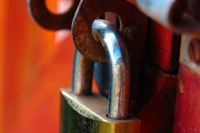 Flüsterpost: Fahrt Updates eurer Rechner, der Heartbleed Bug macht OpenSSL Ärger!