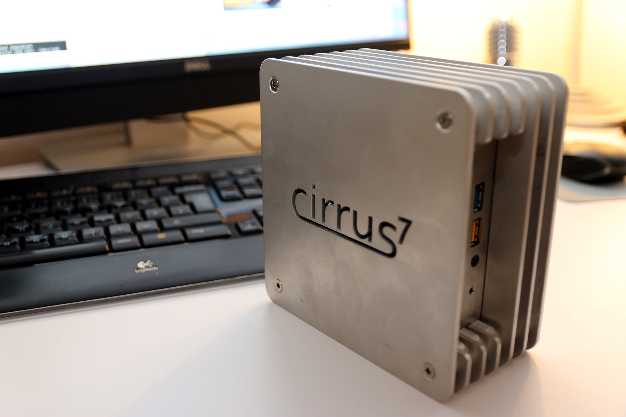 Cirrus7 Nimbini: Neuer Kompaktrechner mit schnellen CPUs aber ohne Lüfter