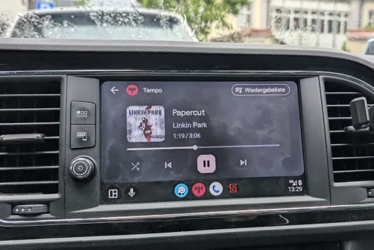 Eure Musikbibliothek im Auto: Mit Navidrome und Tempo unter Android Auto