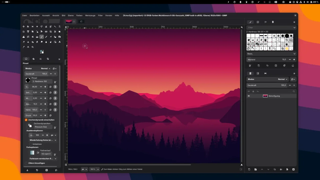 Eine digitale Zeichnung einer Berglandschaft bei Sonnenuntergang ist im Bildbearbeitungsprogramm GIMP geöffnet und zeigt die mehrschichtige Benutzeroberfläche und die Bearbeitungswerkzeuge rund um den Arbeitsbereich.