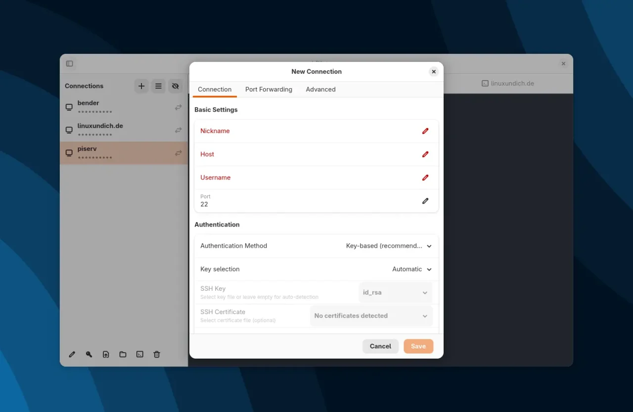 Fenster für eine neue Verbindung mit den Feldern'Nickname','Host' und'Username', sowie Auswahlmöglichkeiten für die Authentifizierungsmethode und den SSH-Key. Schaltfläche'Speichern' unten rechts.